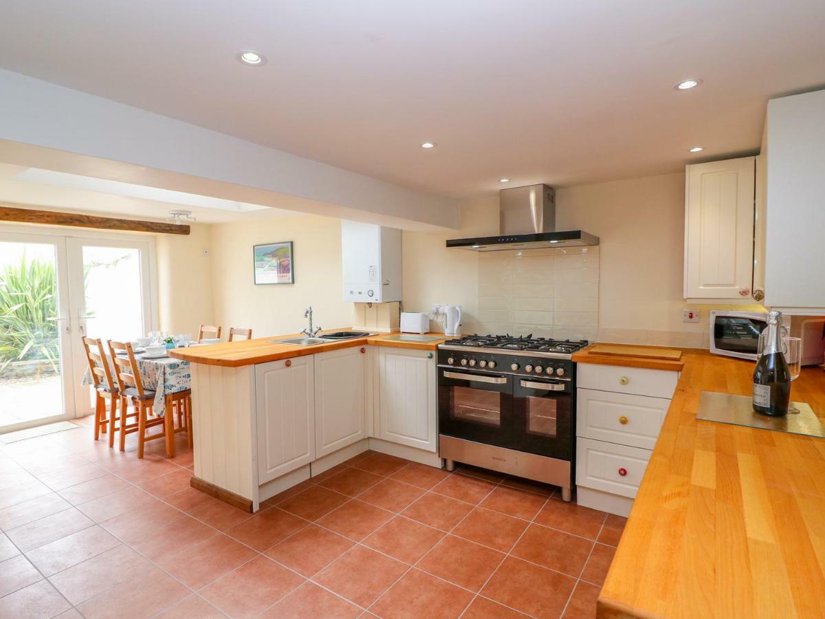 Llety Villa Fishguard Exterior foto