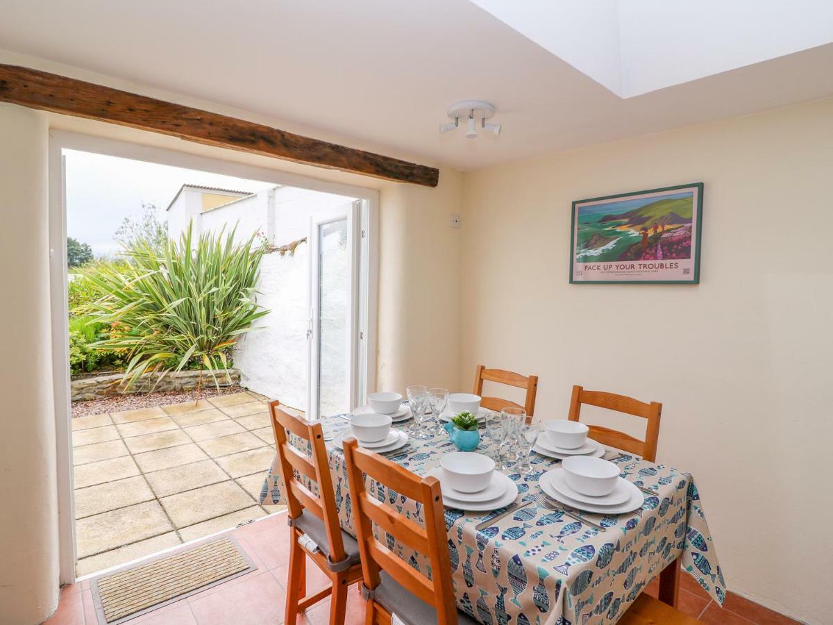 Llety Villa Fishguard Exterior foto